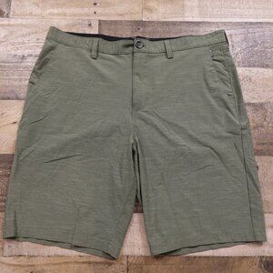 Visive Hybrid shorts men's 36 green on land or in water